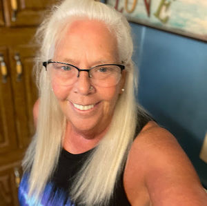 Meet your Posher, Addie